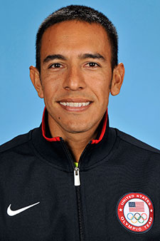 Olympian Leo Manzano
